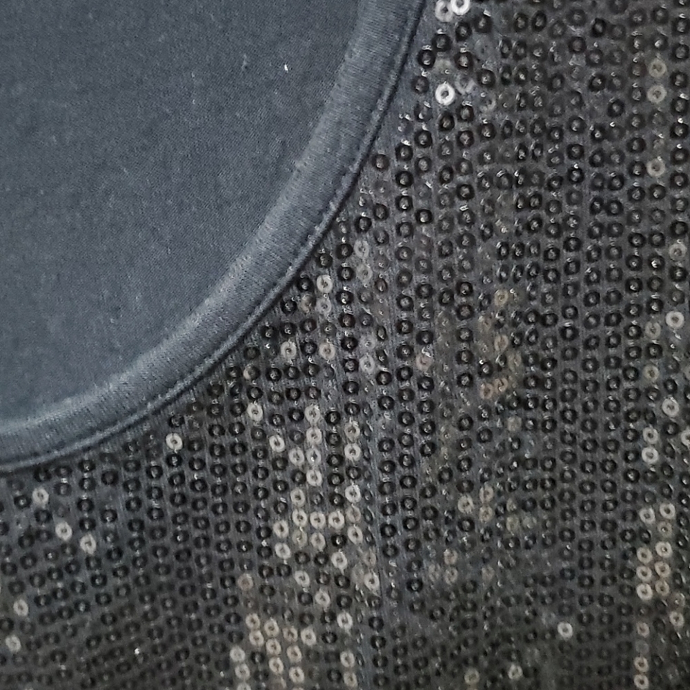 Sequin Tank - Picture 2 of 3